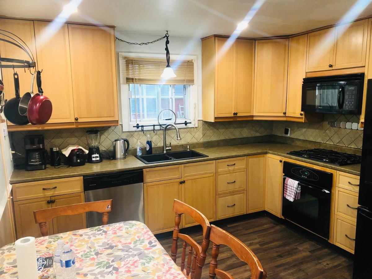 Entire Detached 3-Bedrooms Cute Home In Cornwall Area Exterior foto